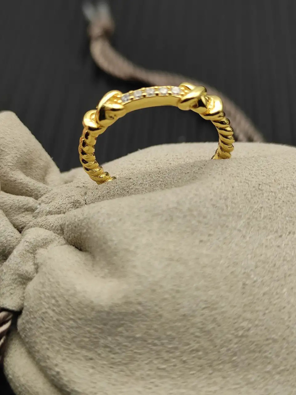 David Yurman gold-lined ring - Picture 5 of 5